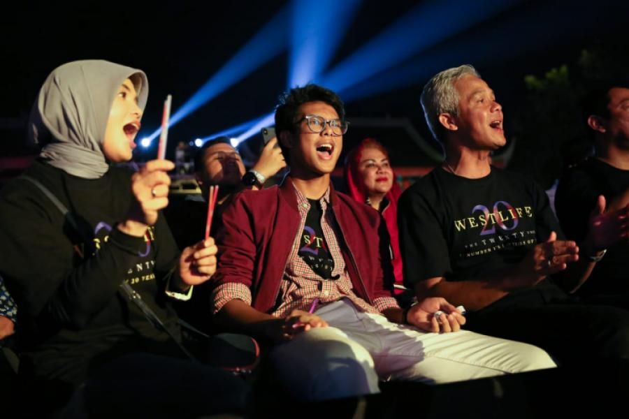 Keluarga Ganjar Nonton Bareng Westlife, Mark Feehily: Terima Kasih Semarang!