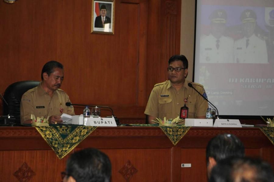 podiumnews.com-Kepsek SD dan Perangkat Desa di Badung Ikuti Bimtek Produk Hukum