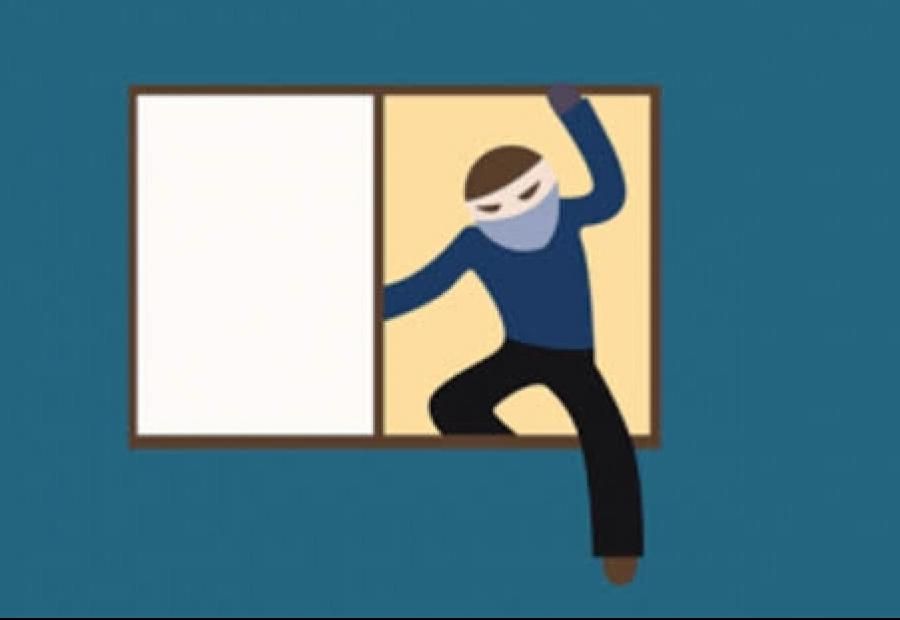 podiumnews.com-Maling Pembobol 17 Laptop SMP PGRI 7 Denpasar Diringkus Polisi