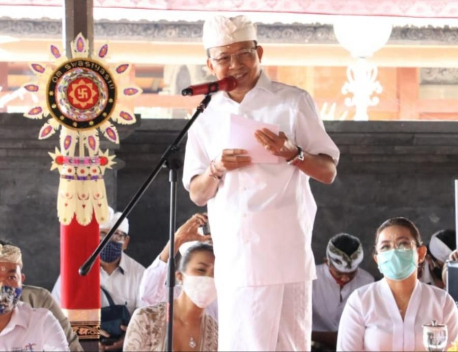 podiumnews.com-Gubernur Koster Siapkan Tiga Tahapan Tatanan Kehidupan Era Baru 