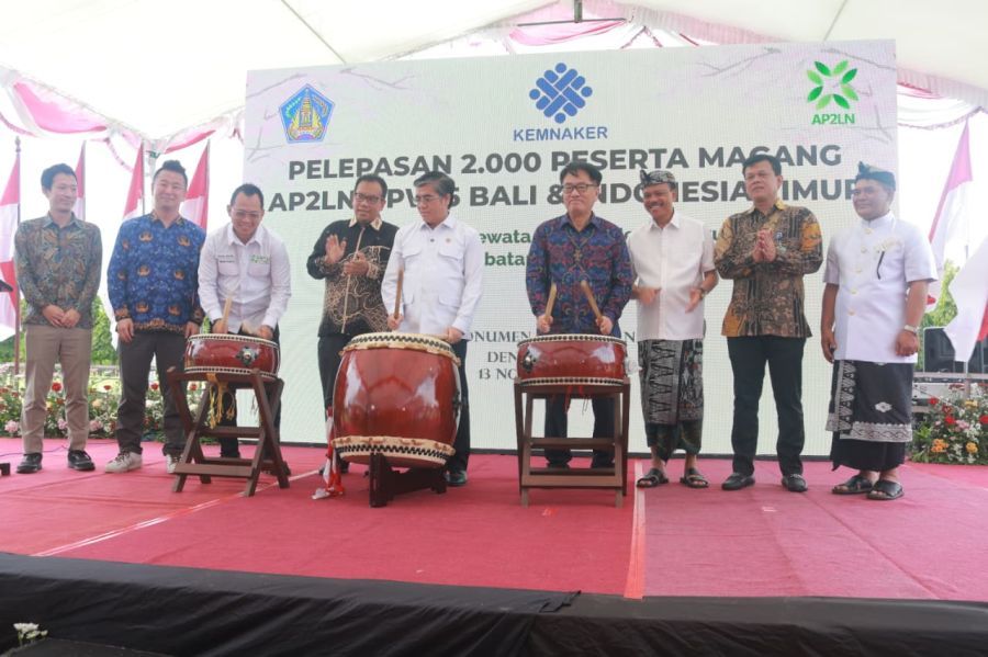 podiumnews.com-2.183 Peserta Magang dari Bali Dilepas Menuju Jepang