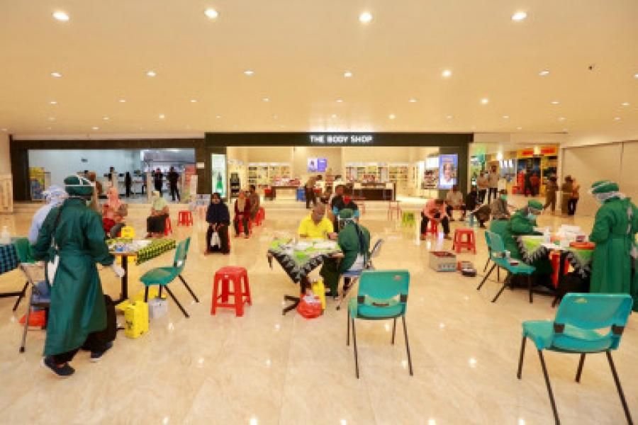 podiumnews.com-Di-rapid Test, 5 Pengunjung Pusat Belanja di Banyuwangi Dinyatakan Reaktif