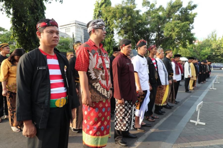 podiumnews.com-Tiap Kamis Keempat, ASN Pemprov Jateng Bak Karnaval Nusantara