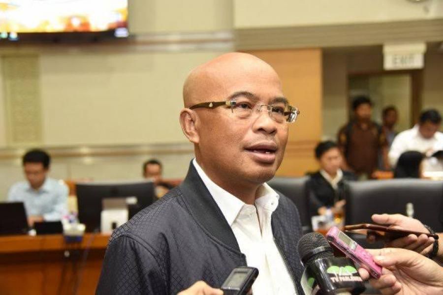 Desmon Tuding Komisioner KPK Tak Percaya DPR