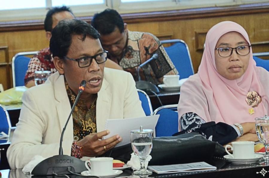 podiumnews.com-Bonus Demografi, DPR Minta Kemenaker Hasilkan Tenaga Kerja Berkualitas