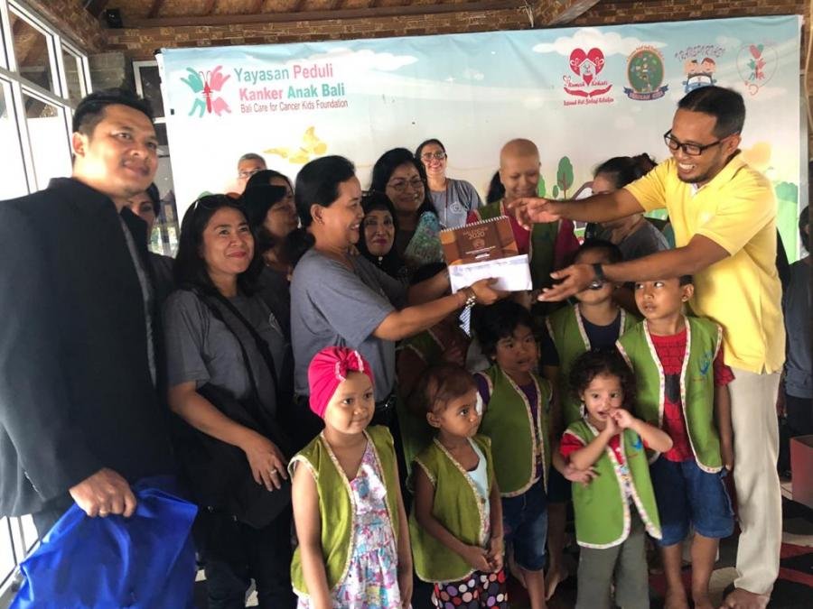 Peringati HUT, DPC AAI Denpasar Gelar Berbagai Kegiatan Sosial 