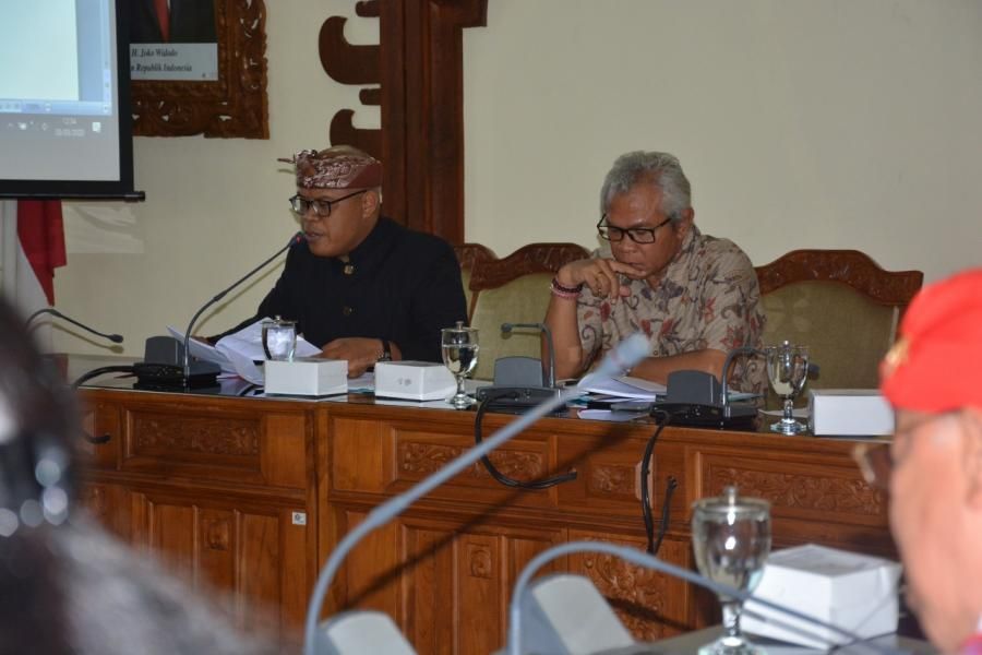 podiumnews.com-Dewan Bahas Ranperda Pemajuan dan Penguatan Kebudayaan Bali 