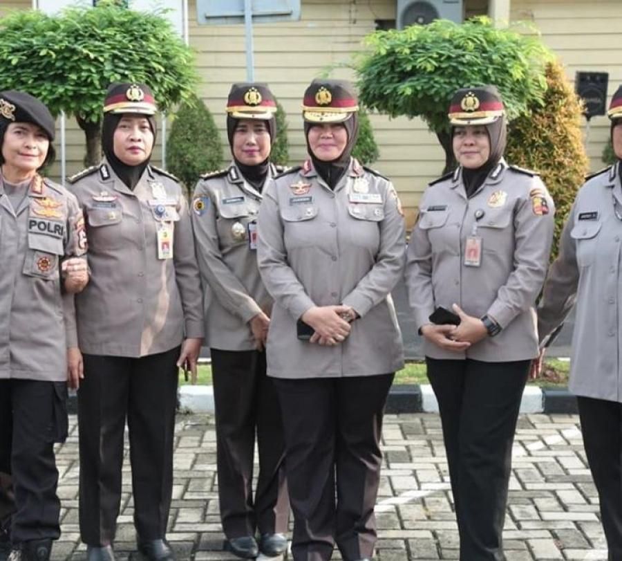 podiumnews.com-18 Polwan Ini Emban Posisi Strategis Polri