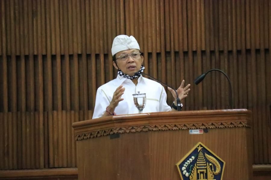 podiumnews.com-Gubernur Koster Gelontorkan Stimulus untuk Usaha Koperasi