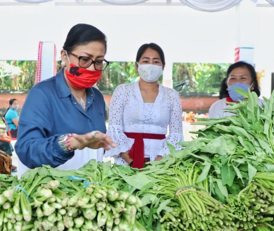 podiumnews.com-Ny. Putri Koster Kembali Gelar Penggak PKK di Kabupaten Jembrana