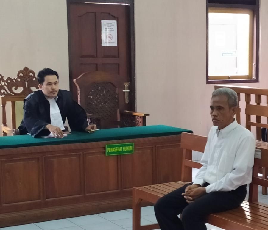 podiumnews.com-Biar Tidak Ngantuk, Sopir Taxi ini Konsumsi Sabu