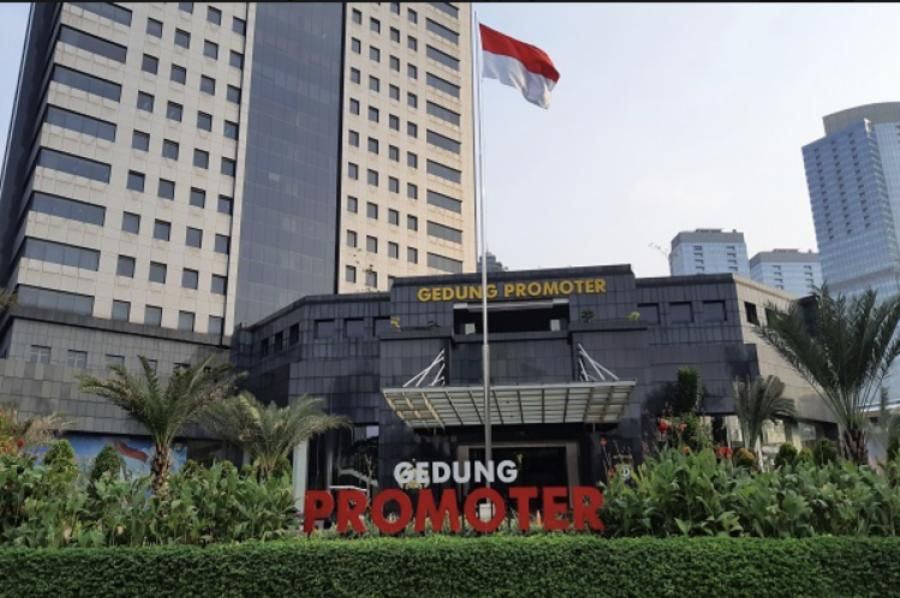 podiumnews.com-Komedian Andre Taulany dan Rina Nose Dilaporkan ke Polda Metro Jaya