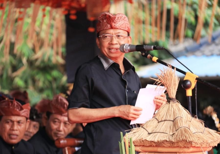 podiumnews.com-HUT Kota Negara, Gubernur Koster Ajak Memperkuat Pembangunan Budaya