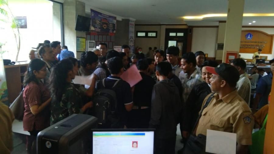 podiumnews.com-Disdukcapil Badung Terapkan Layanan Kependudukan Malam Hari