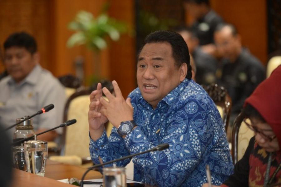 podiumnews.com-DPR Kecam Tindakan Aji Mumpung Penimbun Alat Medis