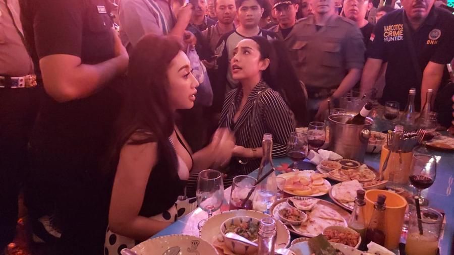 Model Majalah Dewasa Ini Bentak Petugas Saat Minta Dites Urin