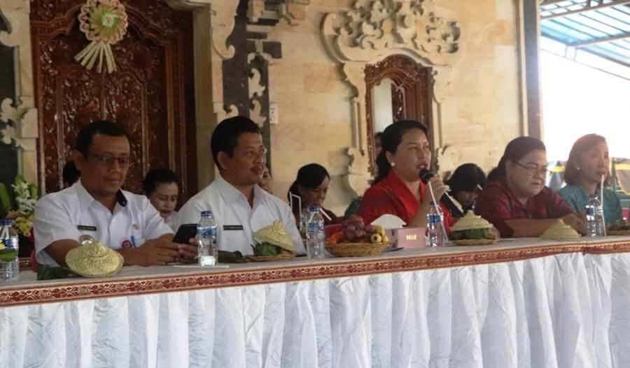 PKK Badung Beri Pembinaan di Desa Canggu