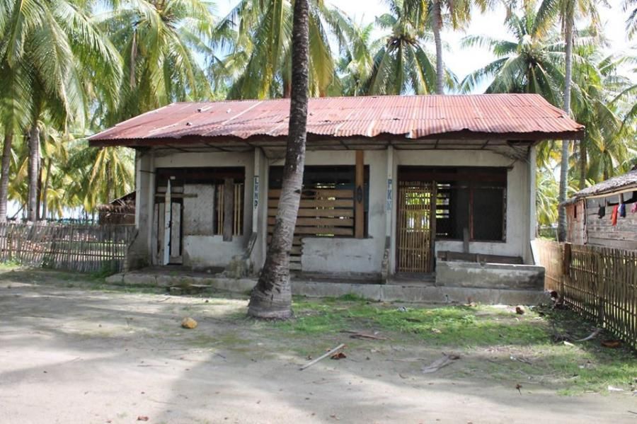 podiumnews.com-Kondisi Perumahan Guru SDI 132 Miantuu Memprihatinkan