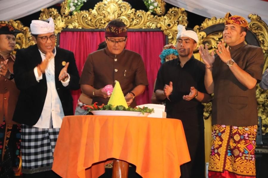 podiumnews.com-Bupati Giri Prasta Bangga ST Bima Sakti Baturiti Bersatu