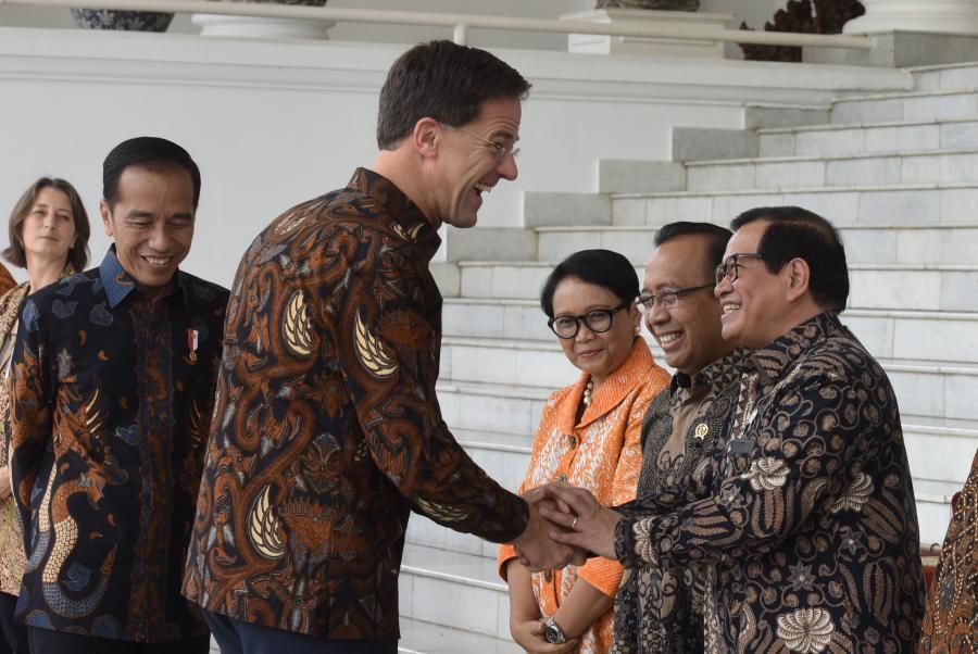 Diterima Presiden Jokowi, PM Belanda Kenakan Batik