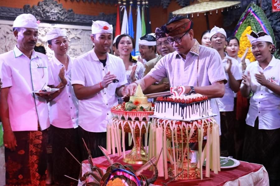 podiumnews.com-Wabup Suiasa Ajak ST Giat Belajar untuk Masa Depan  