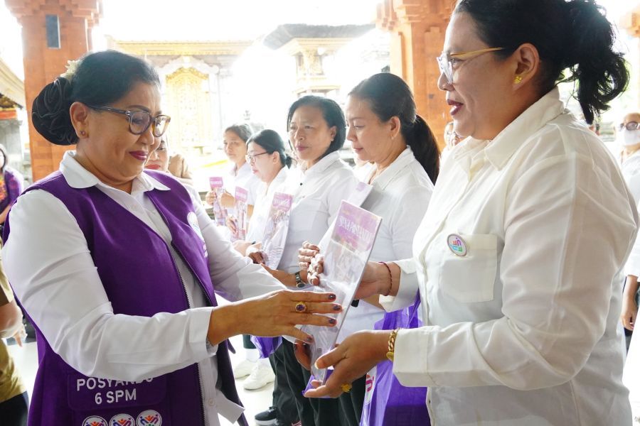 podiumnews.com-Aksi Sosial Posyandu Bali Membina dan Berbagi, Perkuat Peran Kader