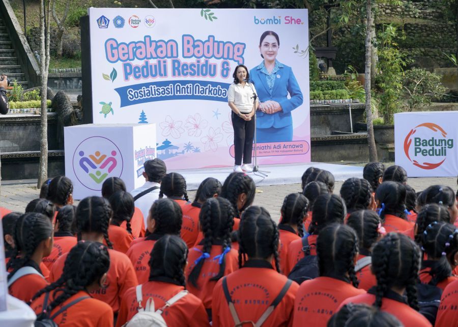 podiumnews.com-Badung Edukasi Pelajar Lawan Narkoba dan Sampah Residu