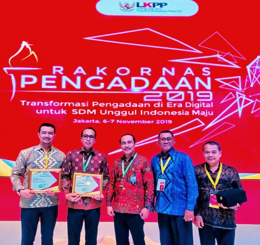 Badung Sabet dua Penghargaan Di Ajang Rakernas Pengadaan Barang/Jasa 2019