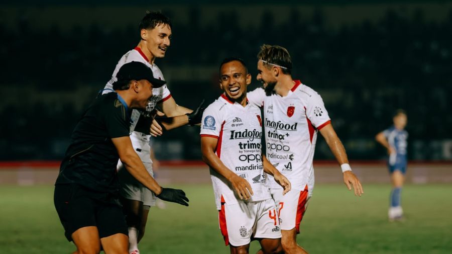 Penyerang Bali United FC, Irfan Jaya tampil impresif saat bertandang ke markas PSIM Yogyakarta di Stadion Sultan Agung, Bantul, Senin (23/2/2026) malam lalu. (baliutd)