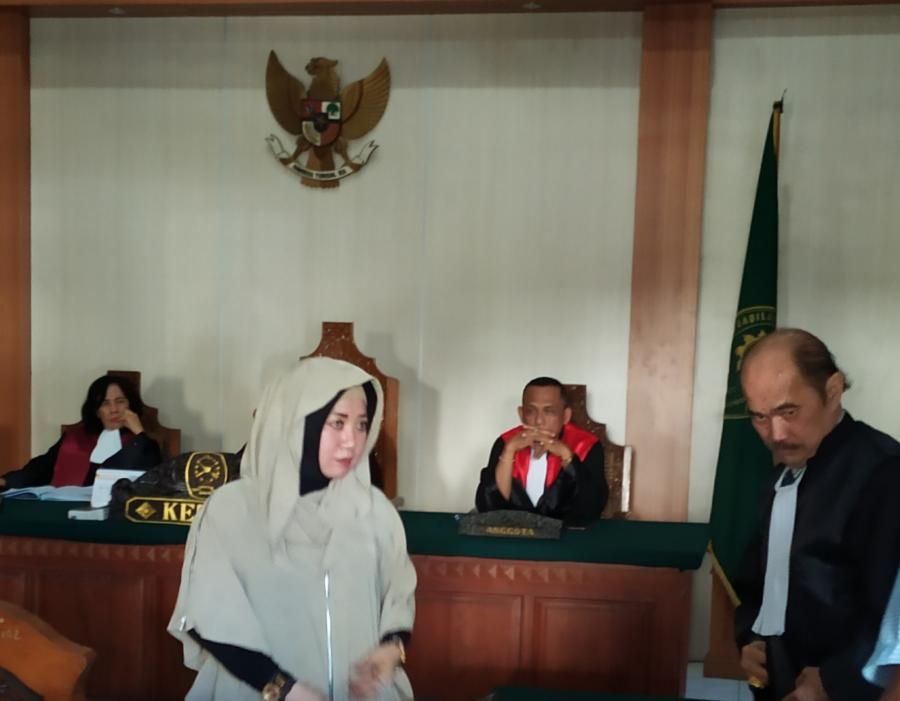 PT Denpasar Putus Bebas Wanita Pemilik Toko Emas