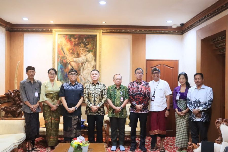 podiumnews.com-Belajar Penanganan Kemiskinan, Bupati Paser Temui Walikota Denpasar