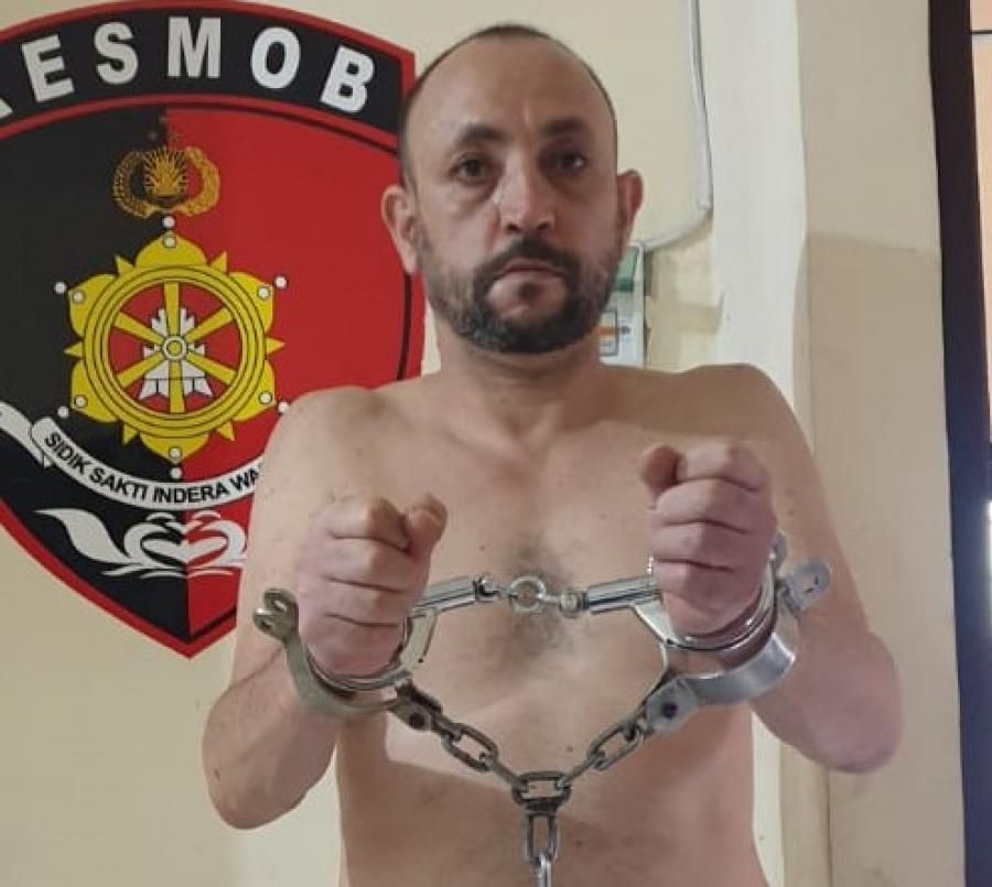 podiumnews.com-Polda Bali Tangkap WN Aljazair Otak Pelaku Pembobolan ATM