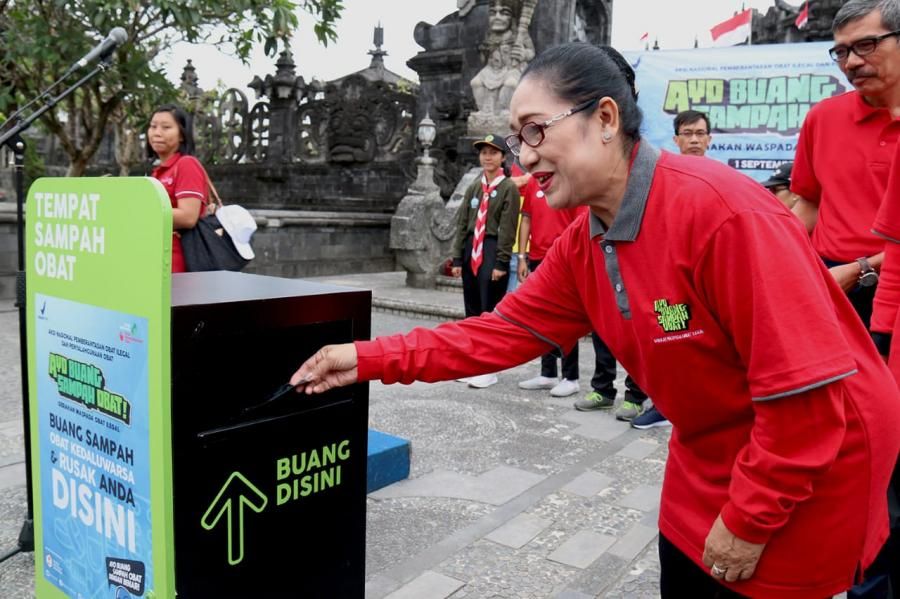 podiumnews.com-TP PKK Aktif Edukasi Masyarakat Jangan Buang Sampah Obat Sembarangan