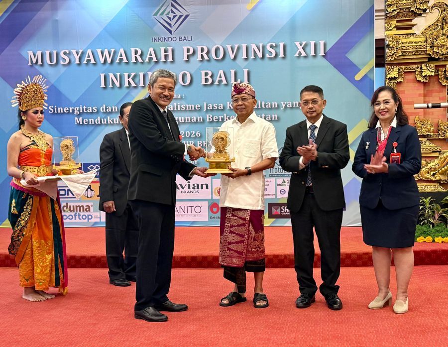 Gubernur Bali Wayan Koster saat membuka Musyawarah Provinsi XII INKINDO Bali di Hotel Prama Sanur, Denpasar, Bali, Rabu (6/5/2026). (foto/sukadana )