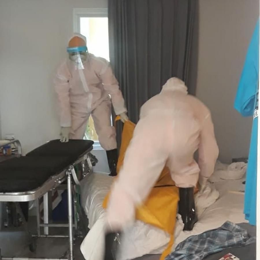 podiumnews.com-Karyawan Hotel Kaget Temukan Bule Aussie Ini Terbujur Kaku