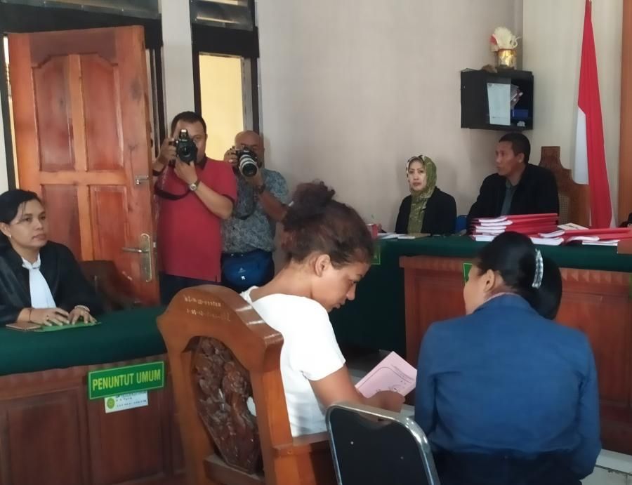 podiumnews.com-Bobol Kartu Kredit Turis, Mahasiswi asal Mauritania Diganjar 3,5 tahun