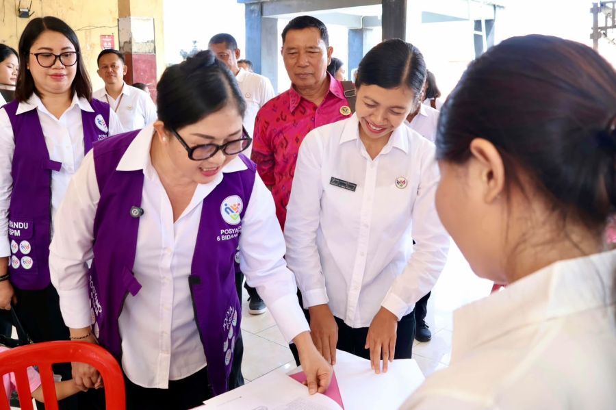 podiumnews.com-Bunda Rai Gelar Sosialisasi di Selemadeg dan SMKN 1 Tabanan