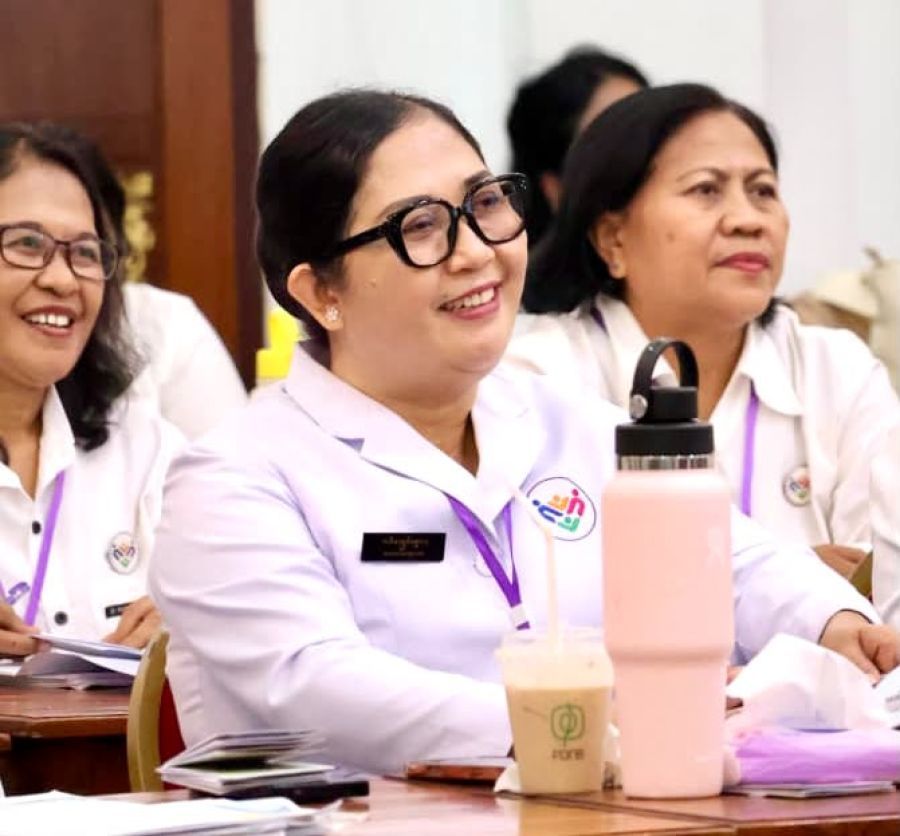 Ketua TP Posyandu Kabupaten Tabanan, Ny. Rai Wahyuni Sanjaya menghadiri Bina Posyandu Peningkatan Kapasitas bagi Ketua TP Posyandu Kabupaten/Kecamatan/Desa/Kelurahan Tahun 2026 di UPTD Balai Pelatihan Kesehatan Masyarakat (Bapelkesmas) Dinas Kesehatan Provinsi Bali, Denpasar, Senin (27/7/2026). (foto/prokopimtabanan)