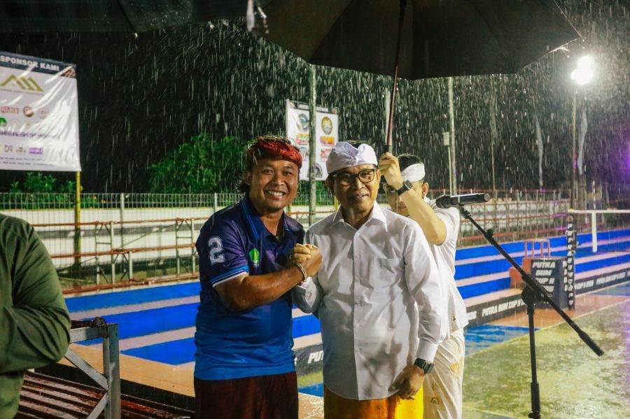 podiumnews.com-Bupati Badung dan Ketua DPRD Buka Turnamen Voli PUTRA BUM Cup II
