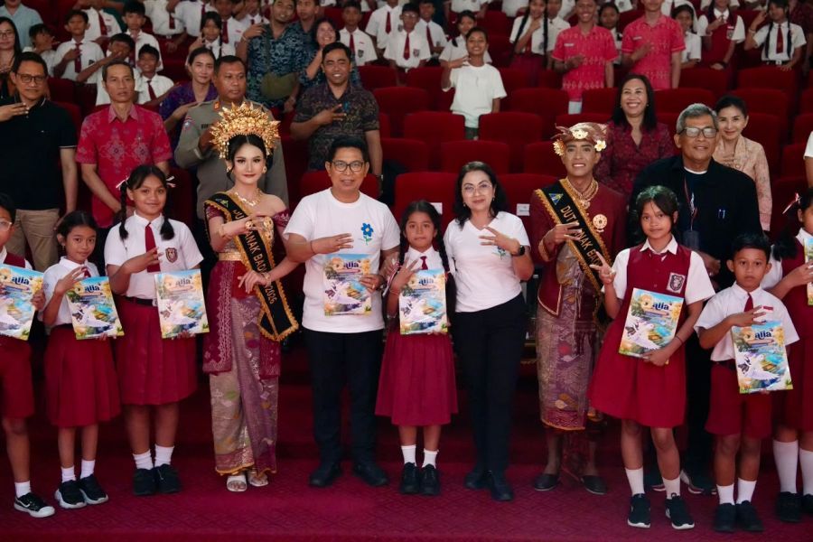 podiumnews.com-Bupati Badung dan Ketua PKK Hadiri Puncak Perayaan Hari Anak Nasional