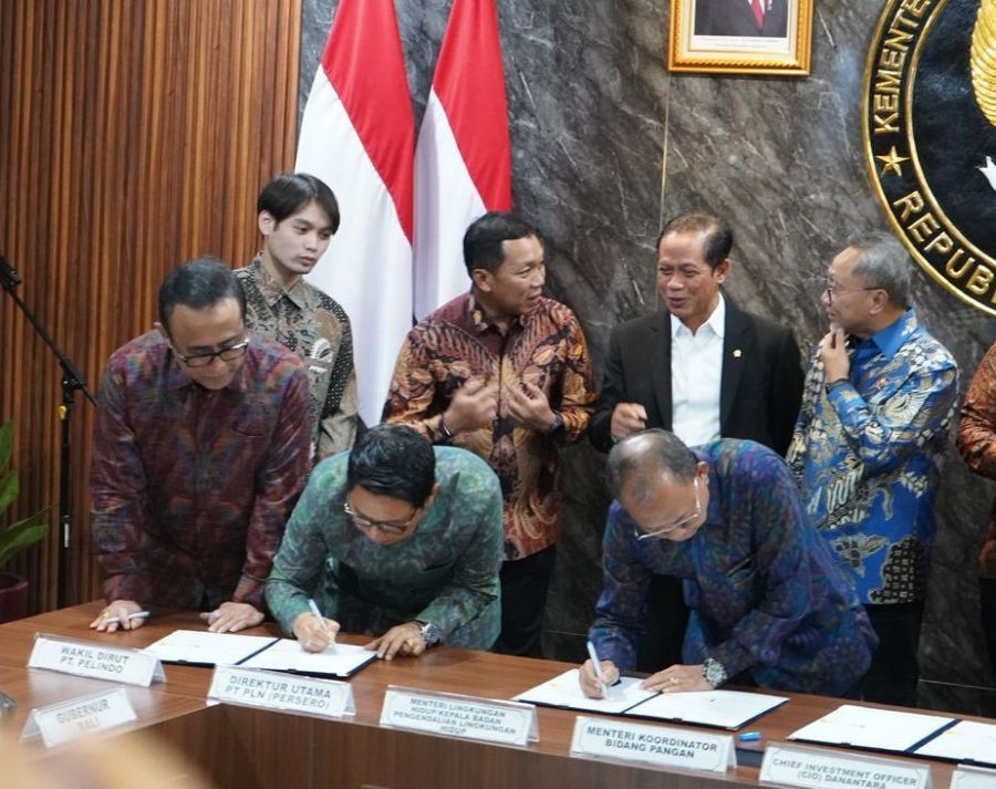 podiumnews.com-Bupati Badung Teken PKS PSEL, Olah Sampah Jadi Energi Listrik