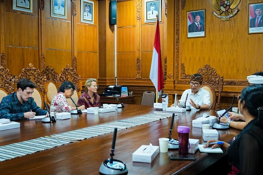 podiumnews.com-Bupati Badung Terima Konjen Australia, Bahas Pembangunan Museum Perdamaian