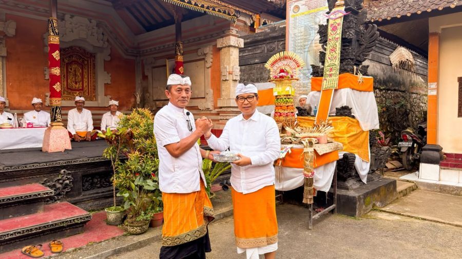 podiumnews.com-Bupati Badung Upasaksi Karya di Desa Adat Lipah, Ajak Jaga Kebersamaan