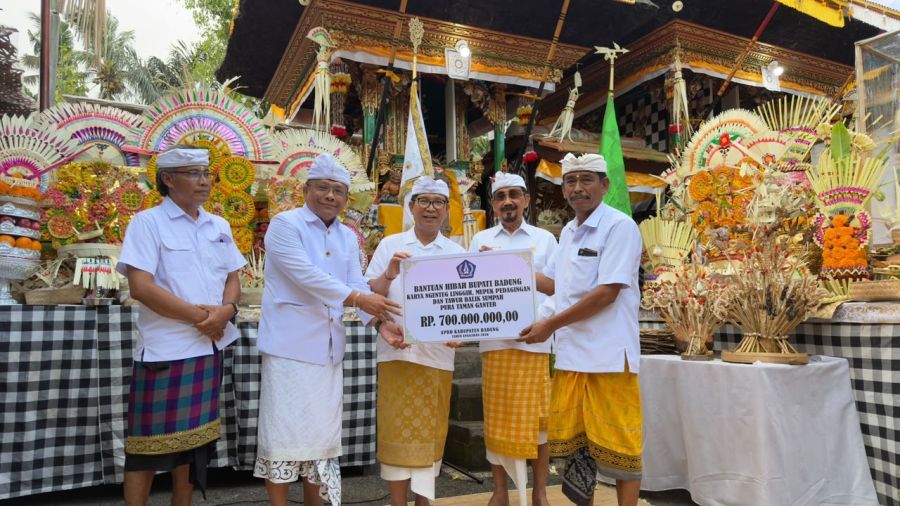 podiumnews.com-Bupati Badung Upasaksi Puncak Karya di Pura Taman Ganter