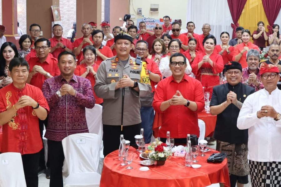 Bupati Tabanan, Dr. I Komang Gede Sanjaya, S.E., M.M., menghadiri undangan Perayaan Hari Raya Imlek dan Cap Go Meh di Vihara Dharma Cattra/Kong Co Bio, Jalan Melati No. 18, Tabanan, Bali, Selasa (3/3/2026). (foto/prokopimtabanan)