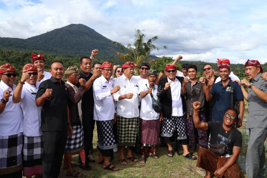 podiumnews.com-Cari Solusi, Bupati Tabanan Rembug Bersama Masyarakat Jatiluwih