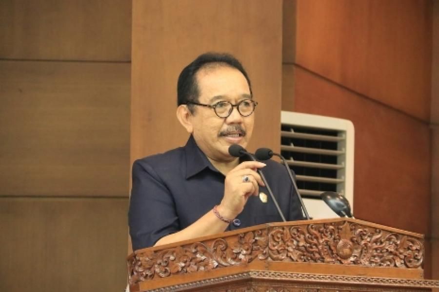 podiumnews.com-Tak Relevan, Gubernur Bali Apresiasi Perubahan Perda No 5 Tahun 2010