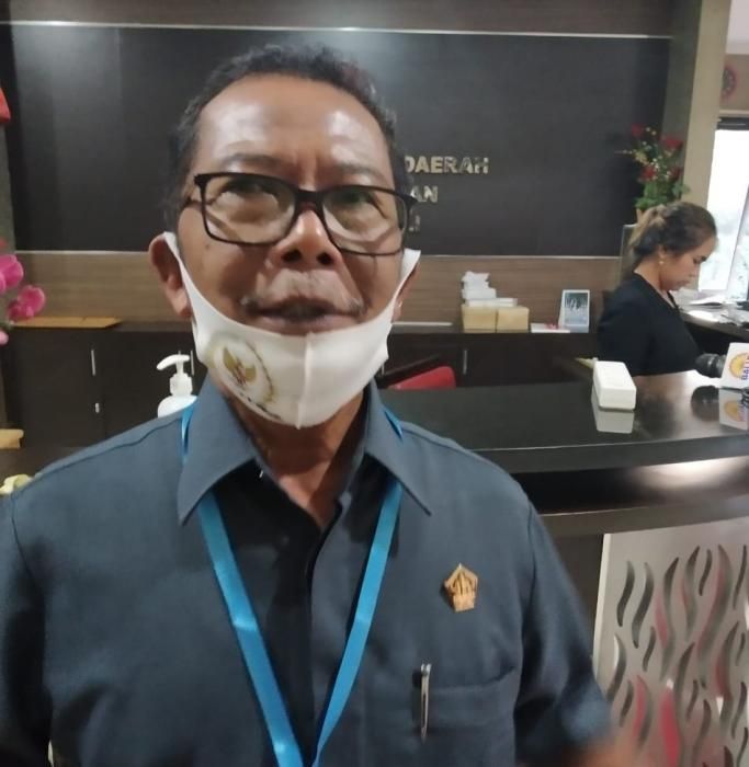 podiumnews.com-Tunggu Pariwisata, Masyarakat Nusa Penida Budidaya Rumput Laut