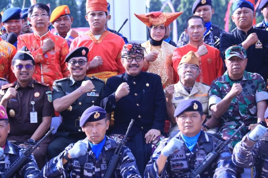 Cok Ace Ajak Masyarakat Bela Negara dengan Jaga Lingkungan Sekitar