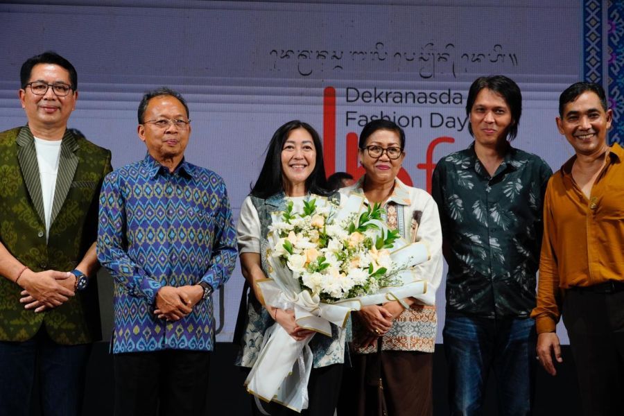 Dekranasda Bali Fashion Day (DBFD) 2026 perdana digelar di Gedung Ksirarnawa, Taman Budaya Bali, Denpasar, Senin (26/1/2026) malam. (foto/sukadana)